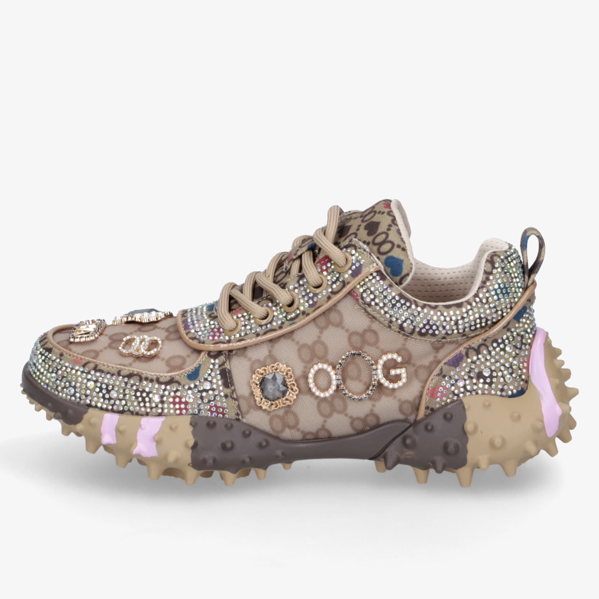 Eleganter Designer Sneaker mit Glitzerakzenten, robuster Profilsohle und bequemer Polsterung für Komfort